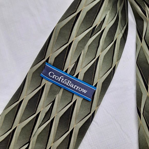 Croft & Barrow Necktie Men's Tie Green Gold Diamond Design 3.75 In - Picture 5 of 8